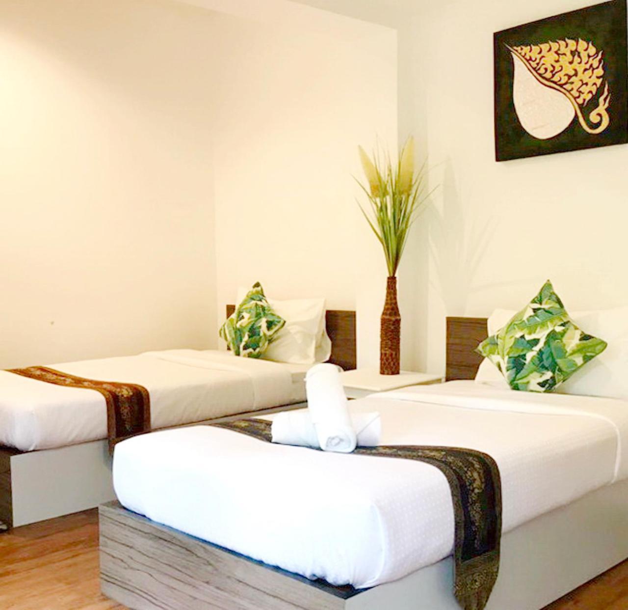 West Coast Beach Resort Ko Pha Ngan Exterior photo