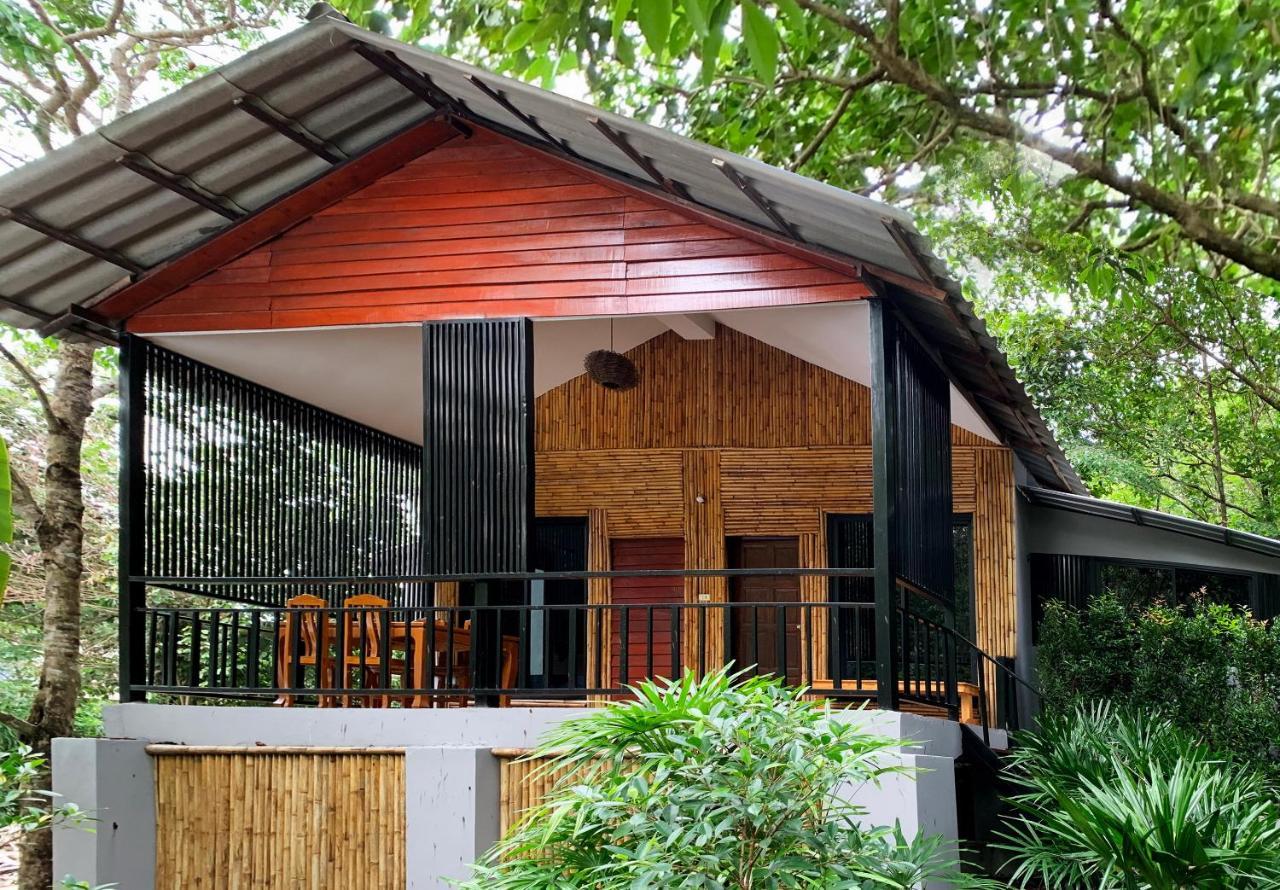 West Coast Beach Resort Ko Pha Ngan Exterior photo