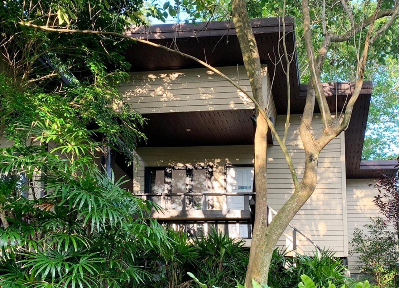 West Coast Beach Resort Ko Pha Ngan Exterior photo